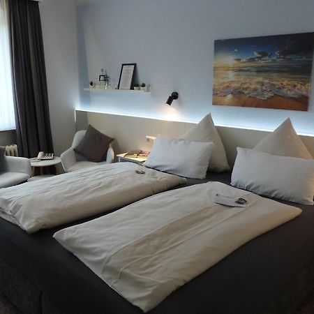 Hotel Zum Rosenteich บาดซวิสเชนอาว์น ภายนอก รูปภาพ
