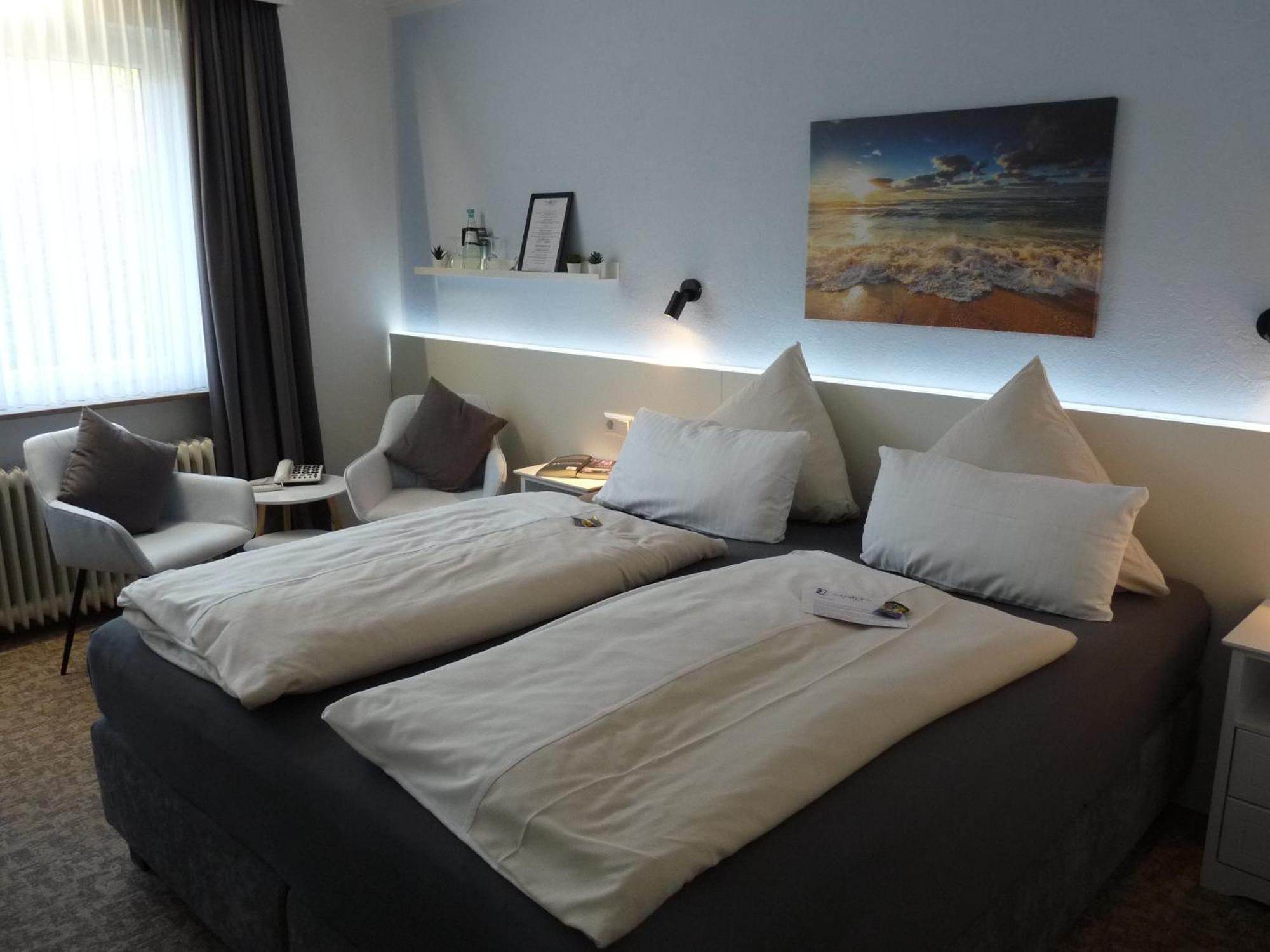 Hotel Zum Rosenteich บาดซวิสเชนอาว์น ภายนอก รูปภาพ