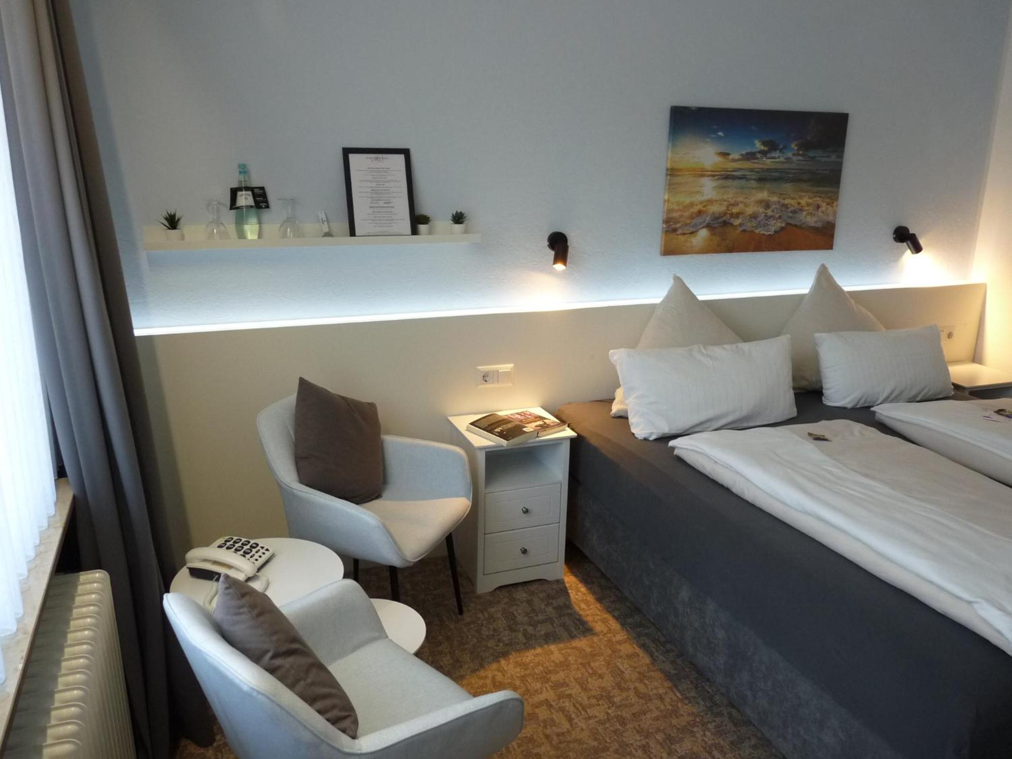 Hotel Zum Rosenteich บาดซวิสเชนอาว์น ภายนอก รูปภาพ