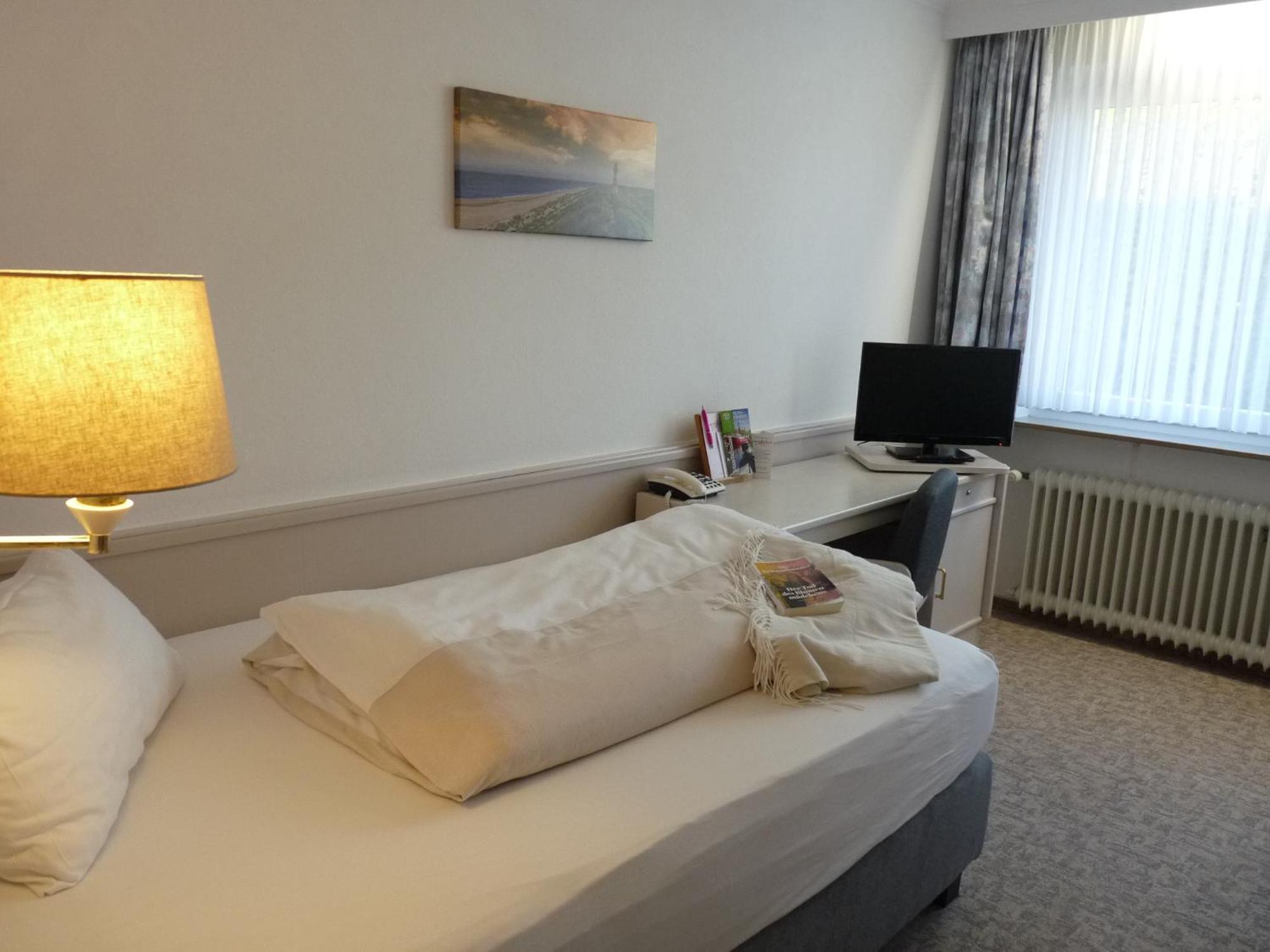 Hotel Zum Rosenteich บาดซวิสเชนอาว์น ภายนอก รูปภาพ