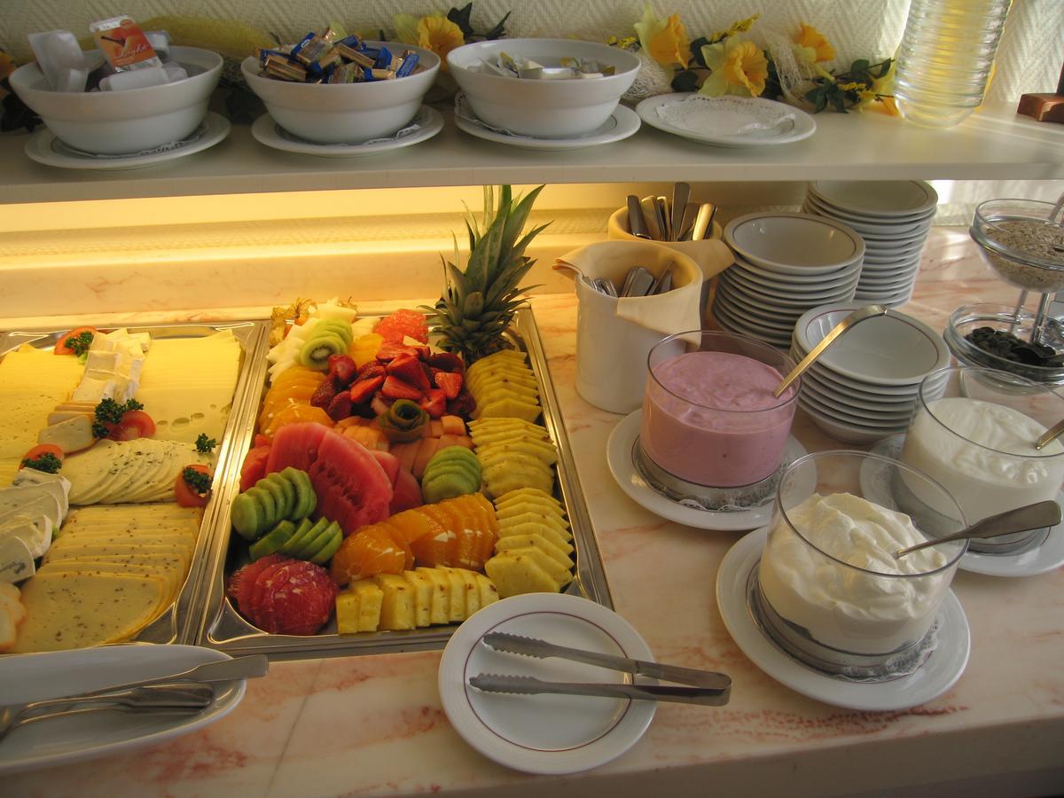 Hotel Zum Rosenteich บาดซวิสเชนอาว์น ภายนอก รูปภาพ