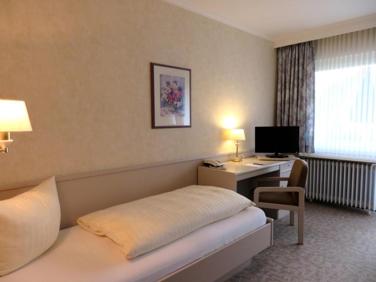 Hotel Zum Rosenteich บาดซวิสเชนอาว์น ภายนอก รูปภาพ